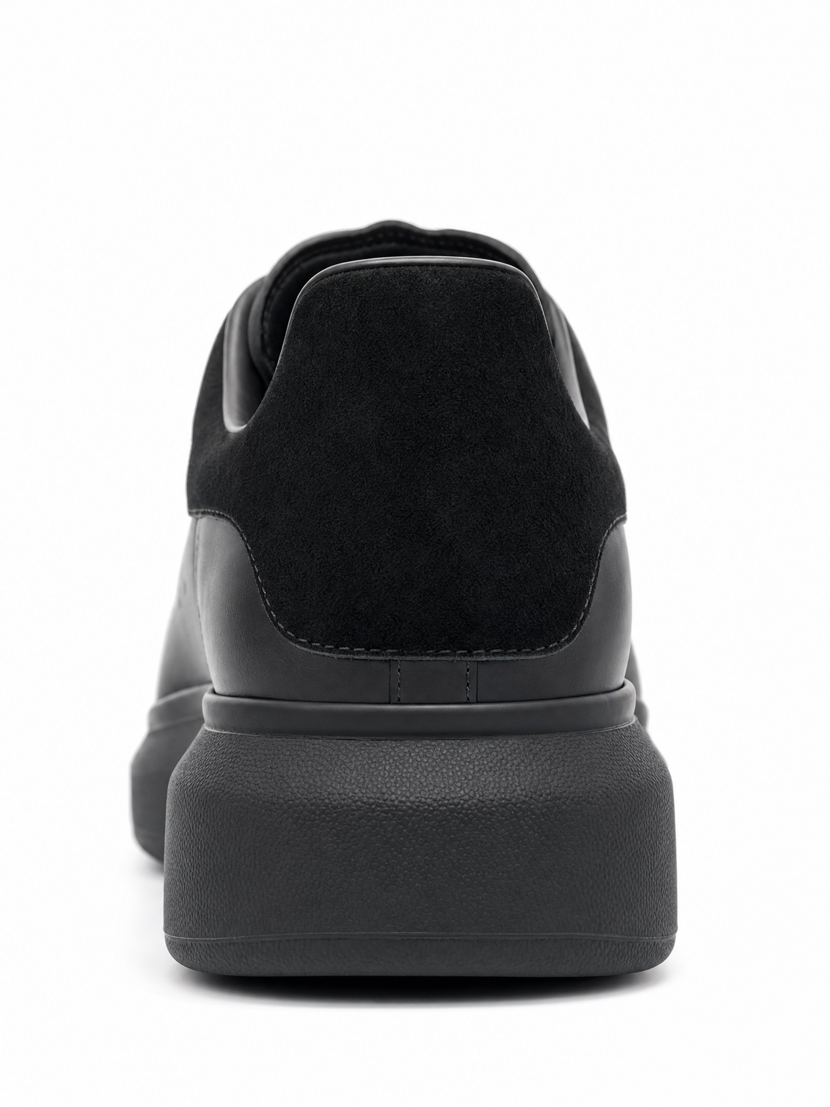 Oversized Sneaker Triple Black