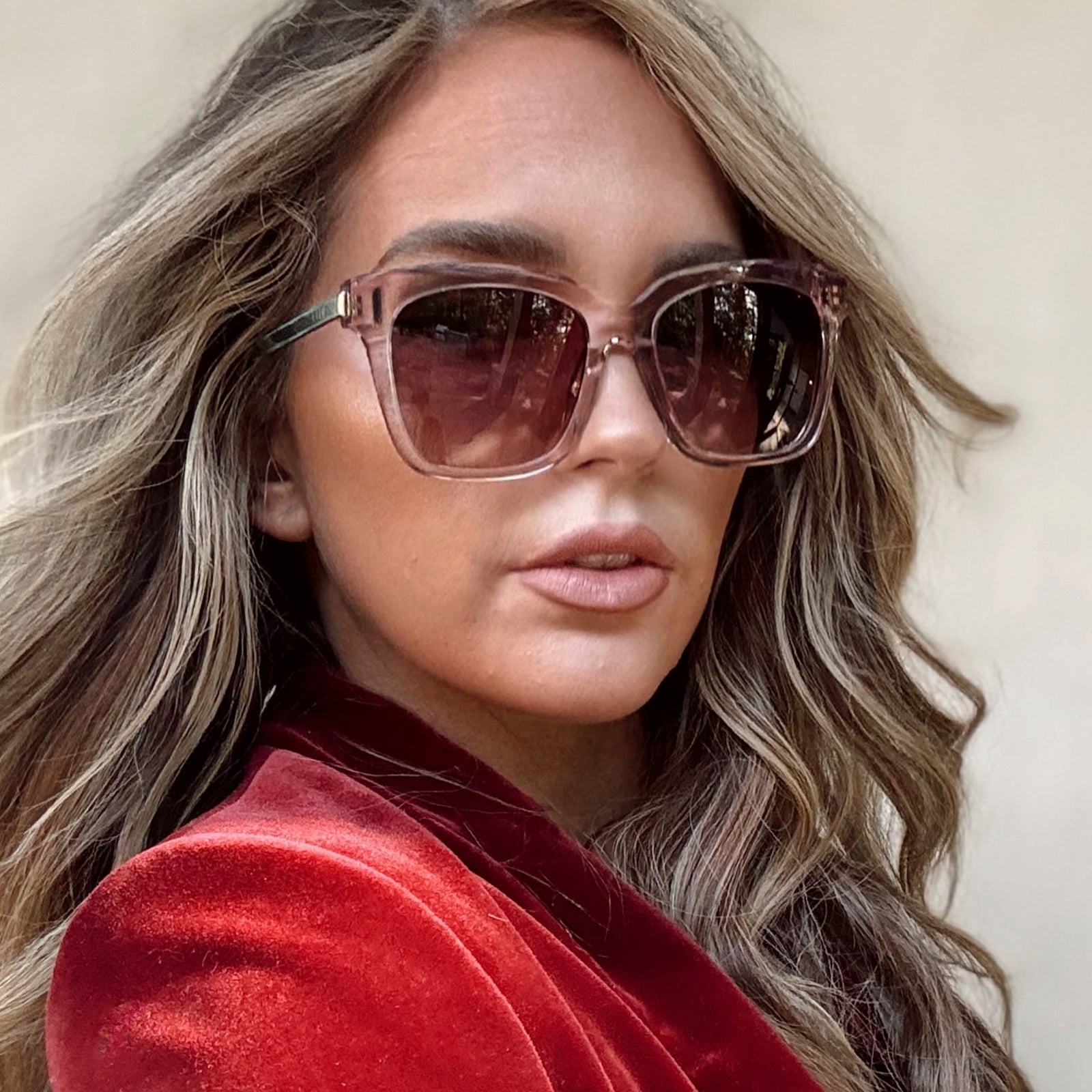 Bella - Light Pink Crystal Wine Gradient Sunglasses