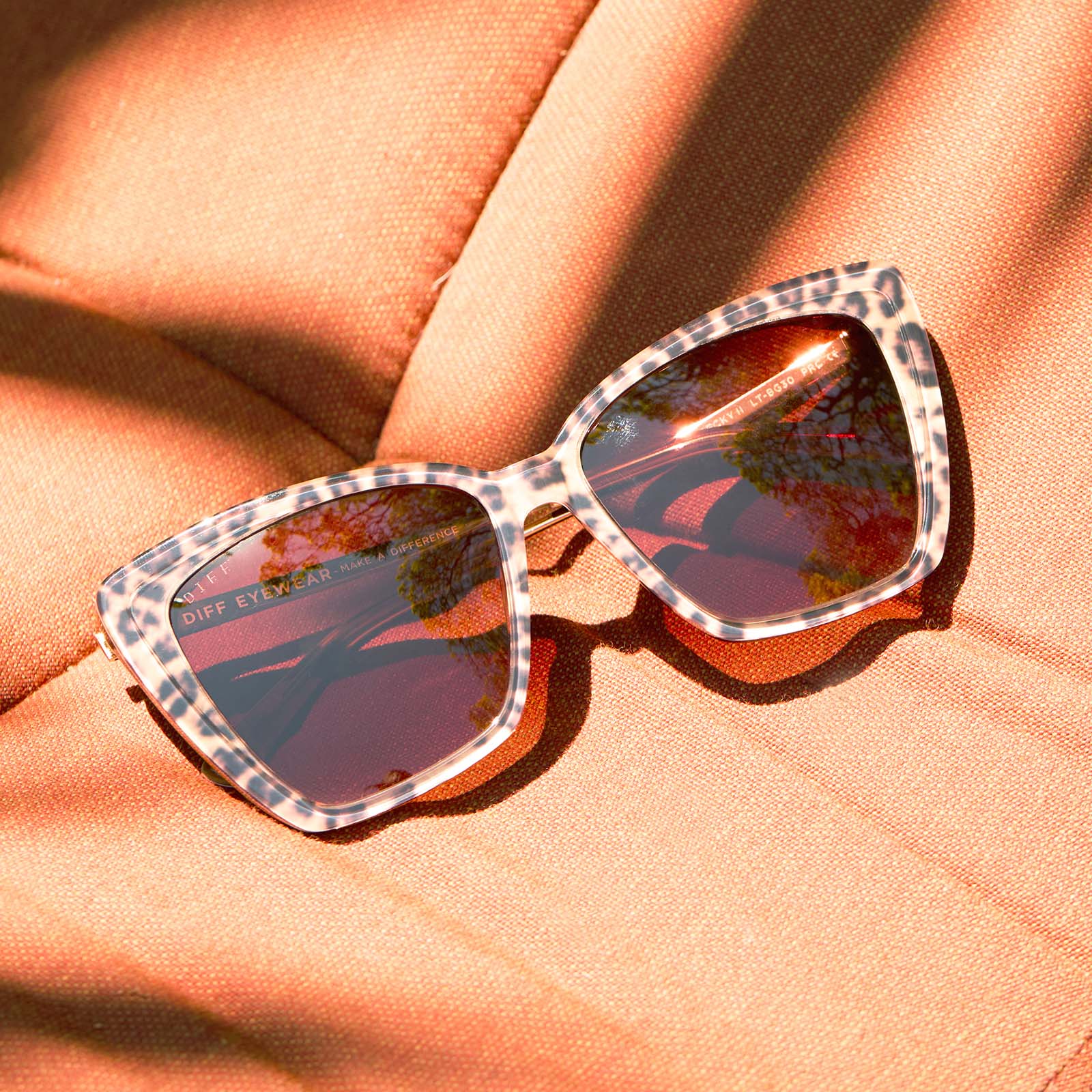 Becky II - Leopard Tortoise Brown Gradient Sunglasses